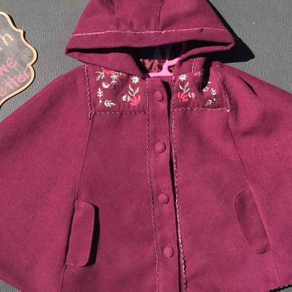 31-UR Amazing❤️~Embroidered & Lined Cloak Cape - Picture 1 of 3